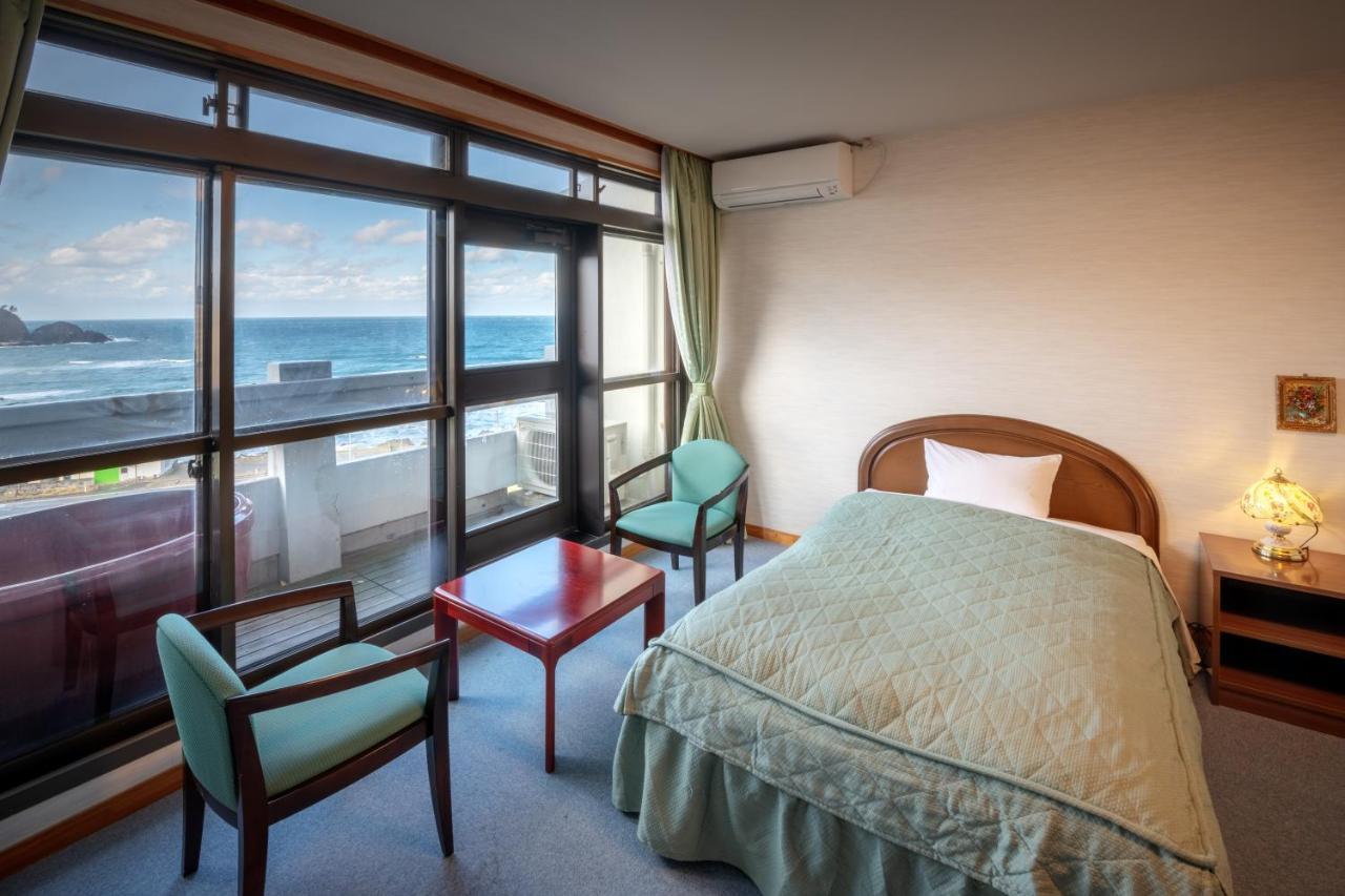 Hotel Sun Resort Shonai Цуруока Экстерьер фото